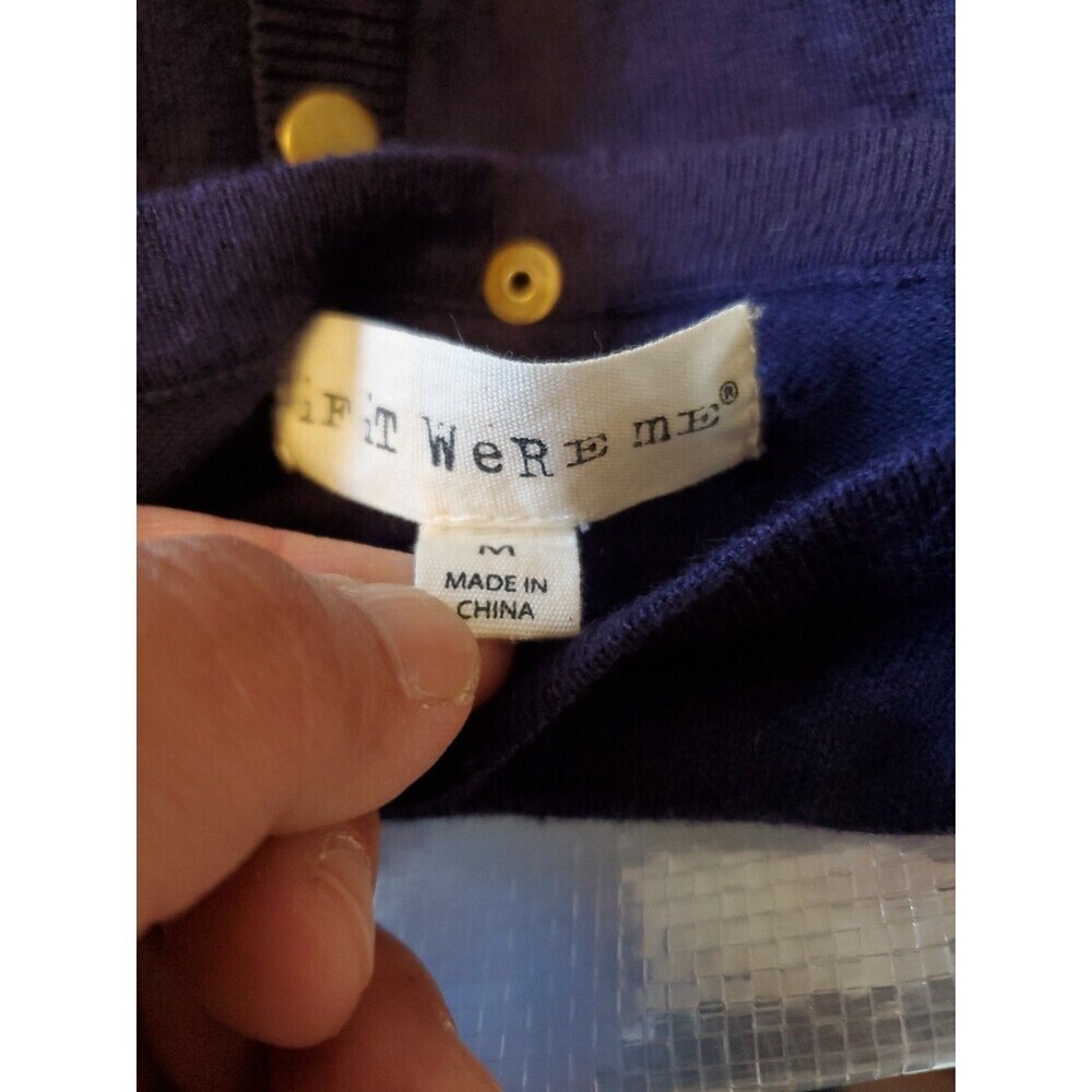 If It Were Me Women’s M Long Sleeve Boat Neck Knit Top Brass Buttons at the back - Picture 11 of 11